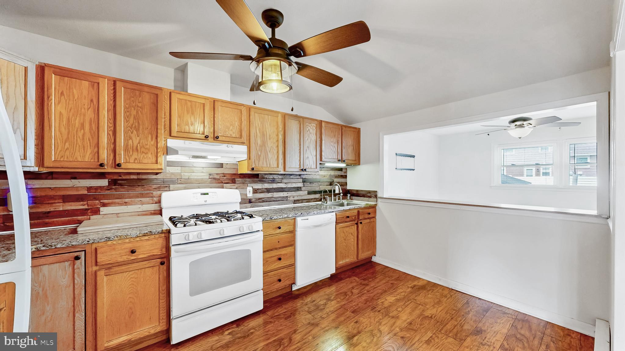 24 WINDFLOWER DRIVE