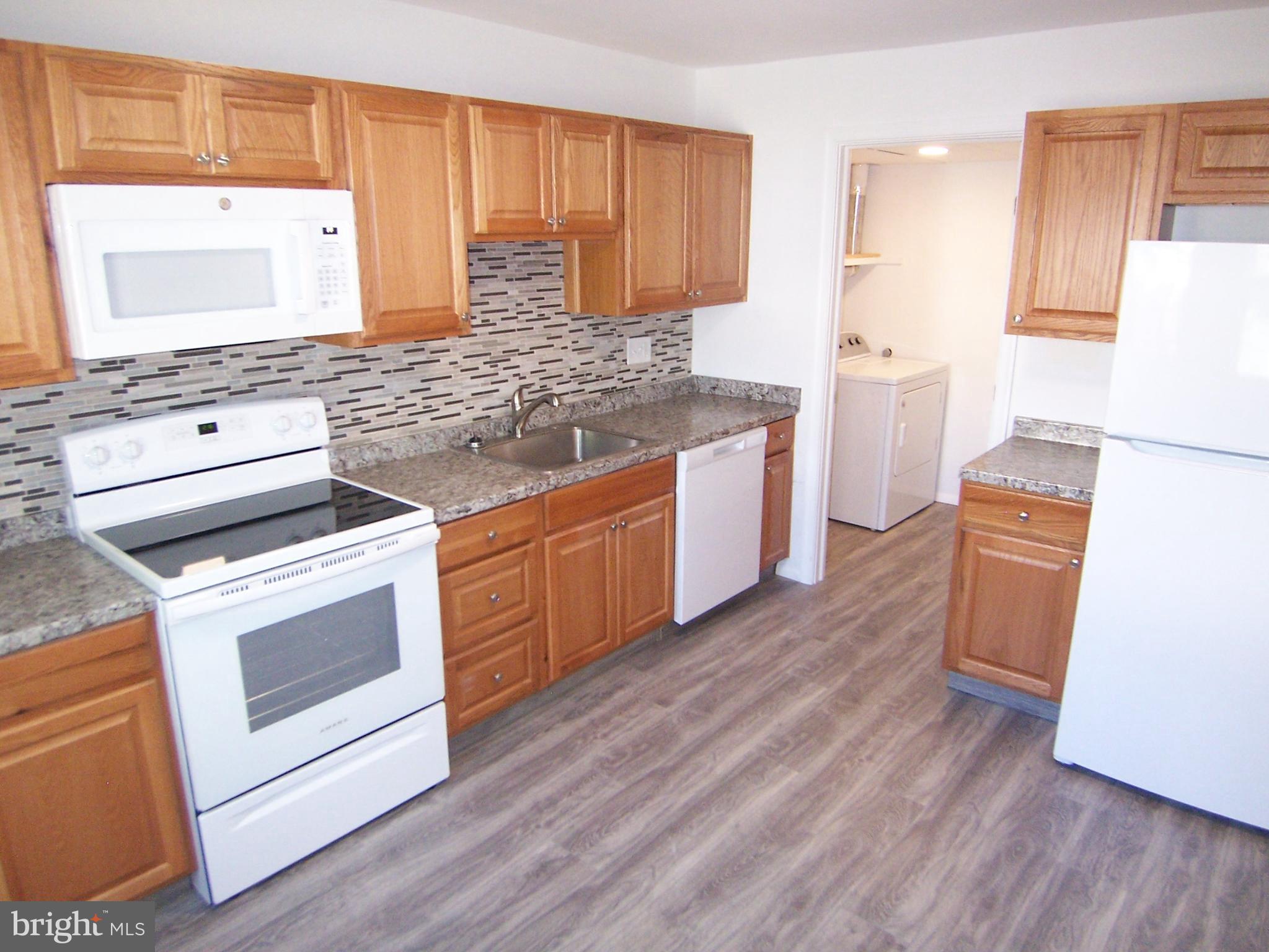 HARFORD SQUARE - Residential Lease