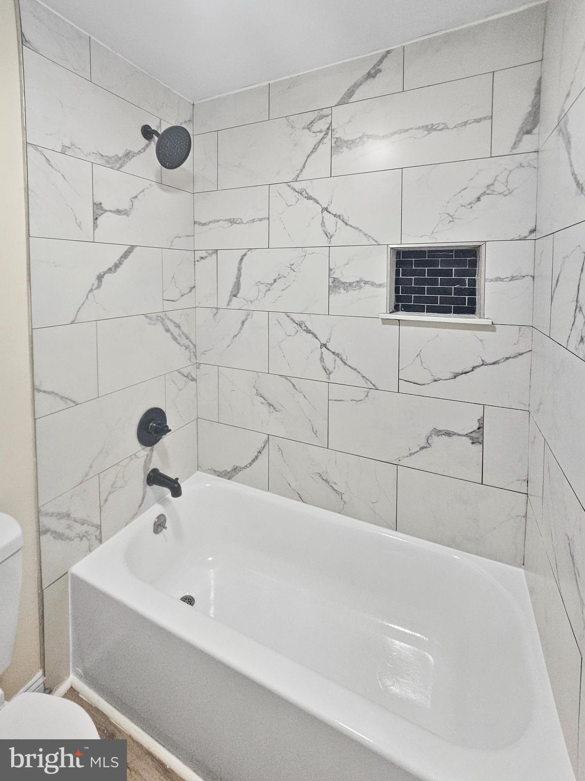 DRUID HILL PARK - Residential Income