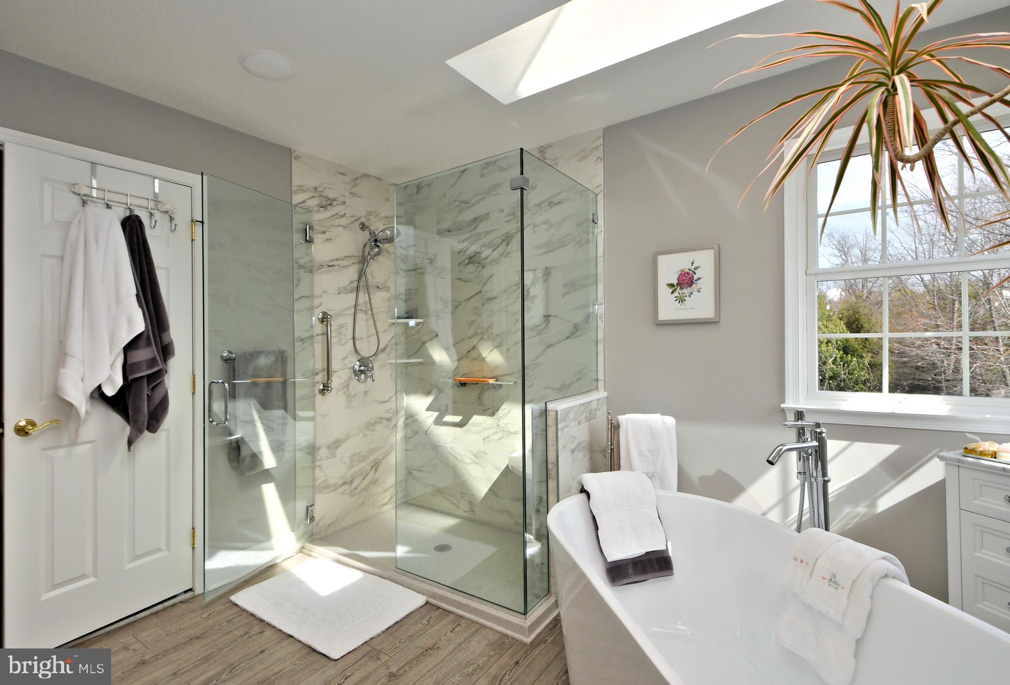 CEDAR HILL WOODS - Residential