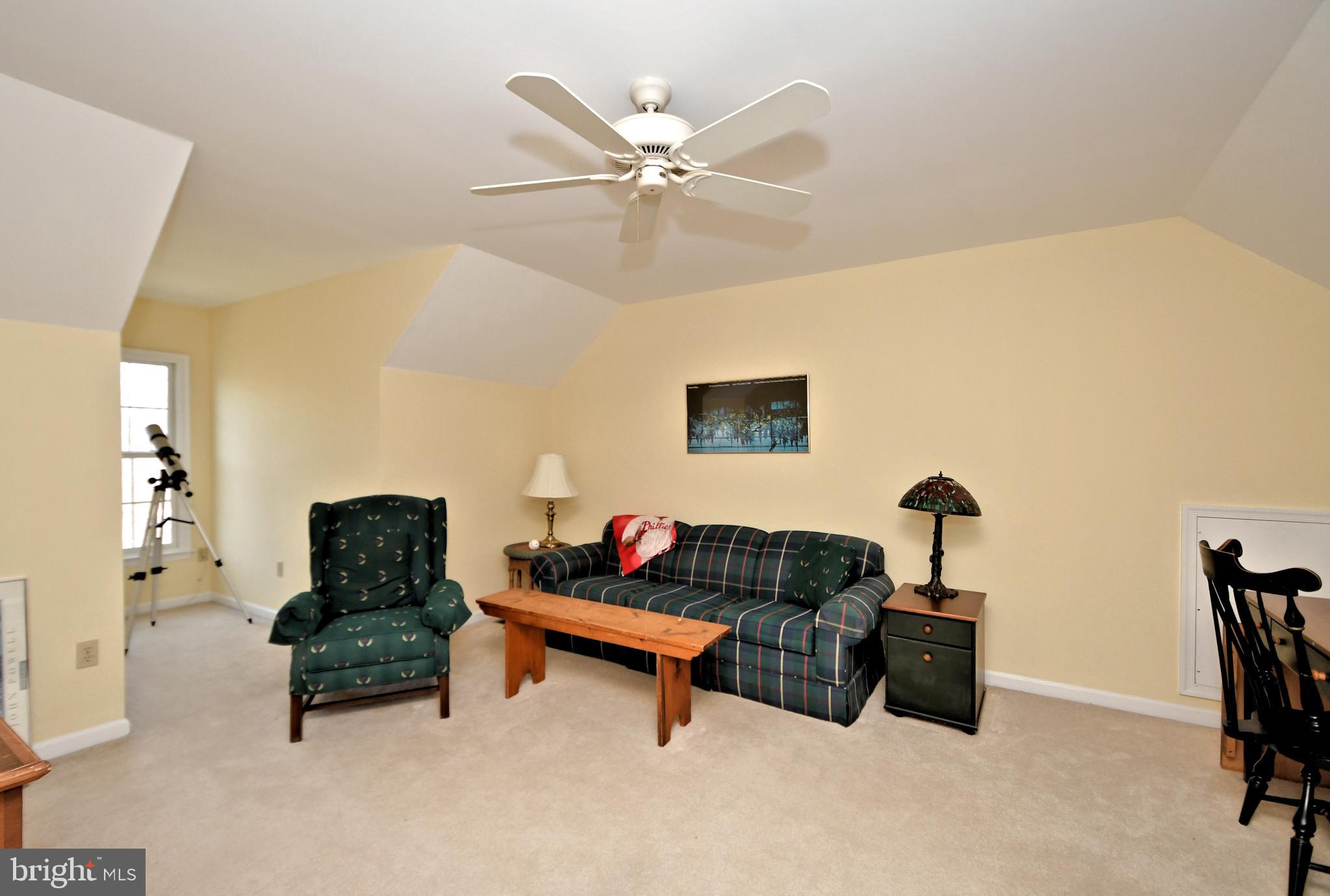 CEDAR HILL WOODS - Residential