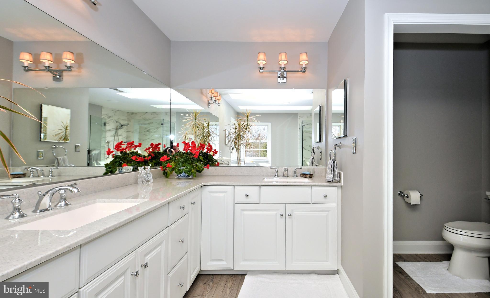 CEDAR HILL WOODS - Residential