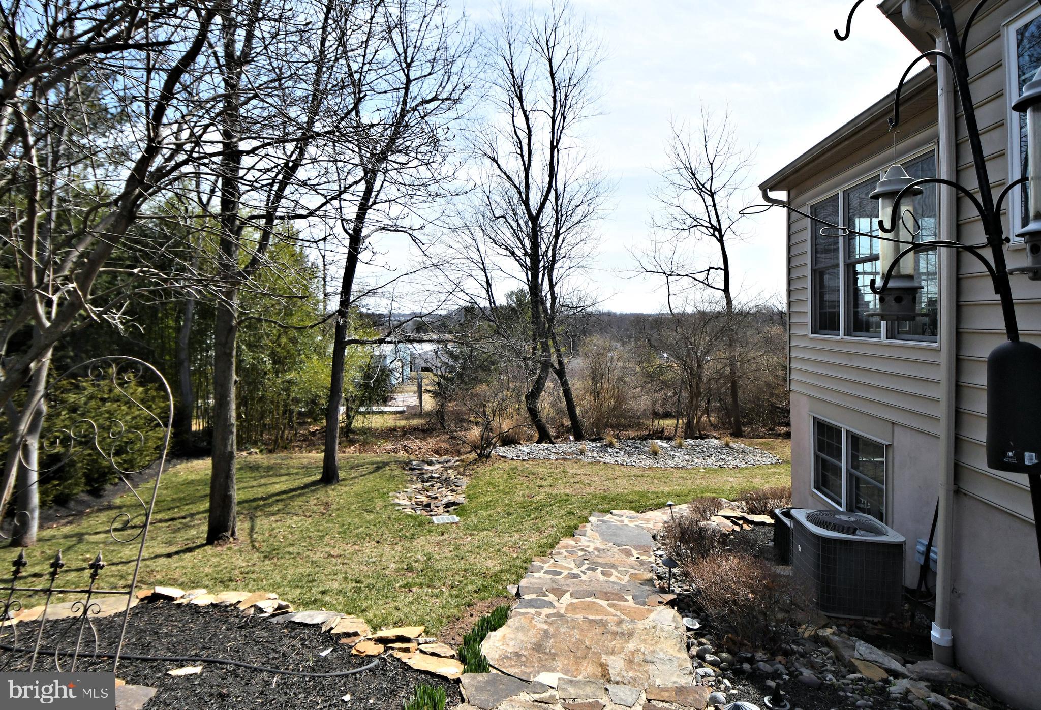 CEDAR HILL WOODS - Residential