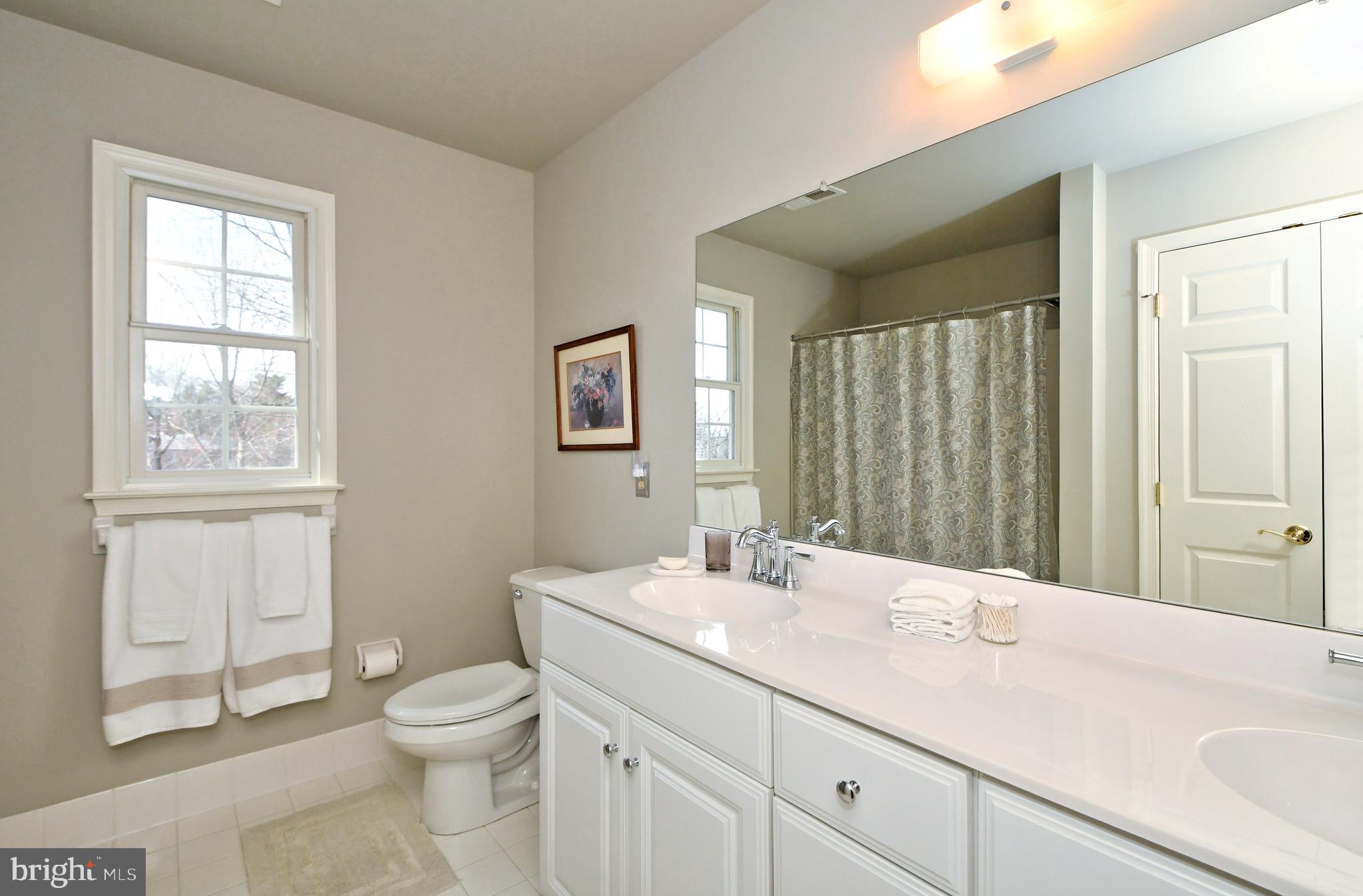 CEDAR HILL WOODS - Residential