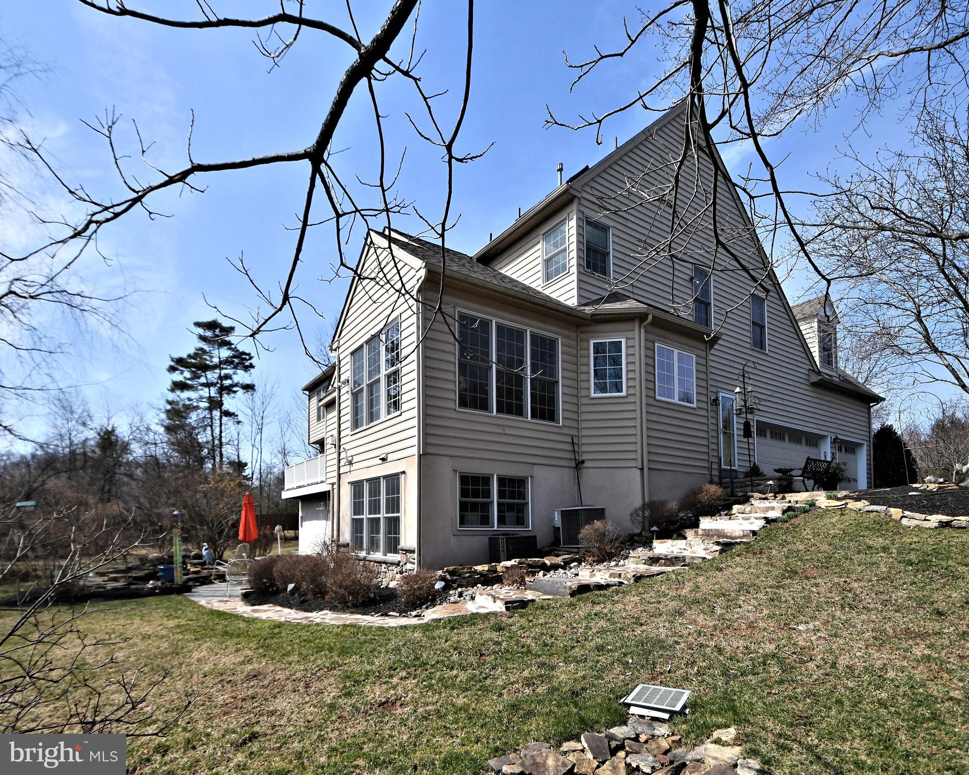 CEDAR HILL WOODS - Residential