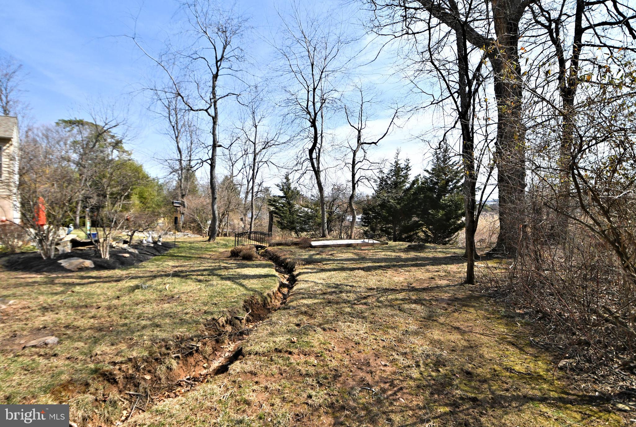CEDAR HILL WOODS - Residential