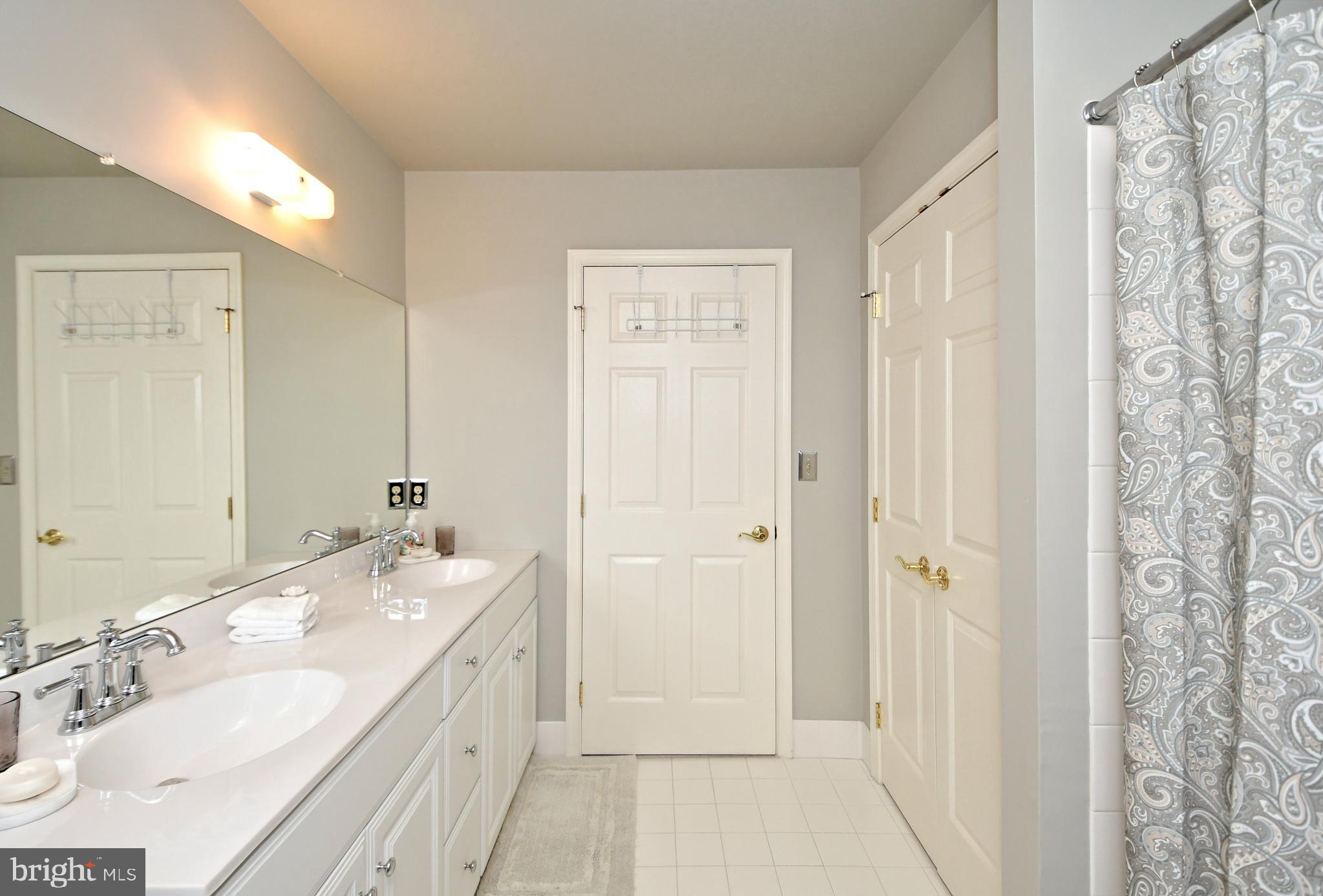 CEDAR HILL WOODS - Residential