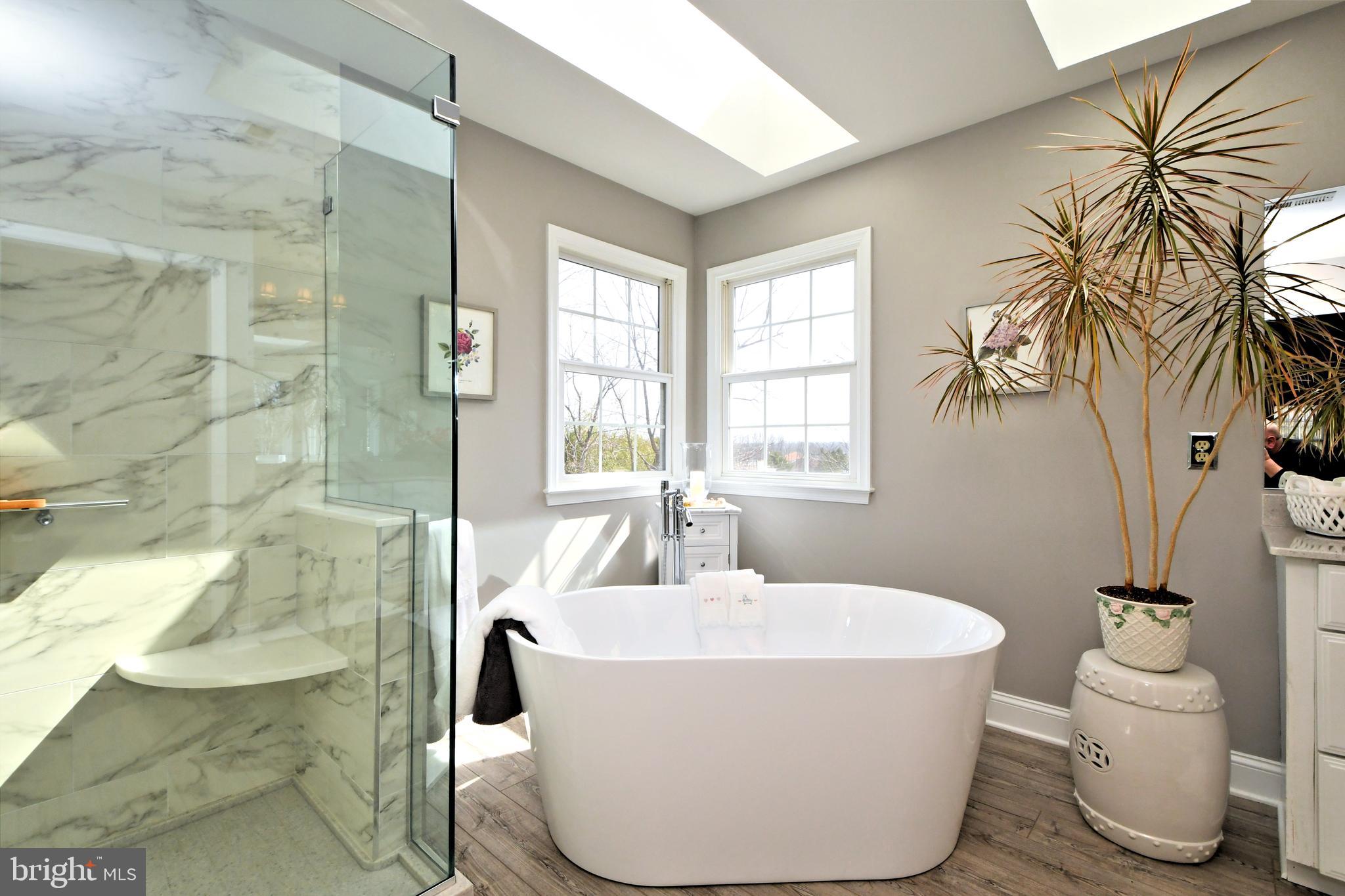 CEDAR HILL WOODS - Residential