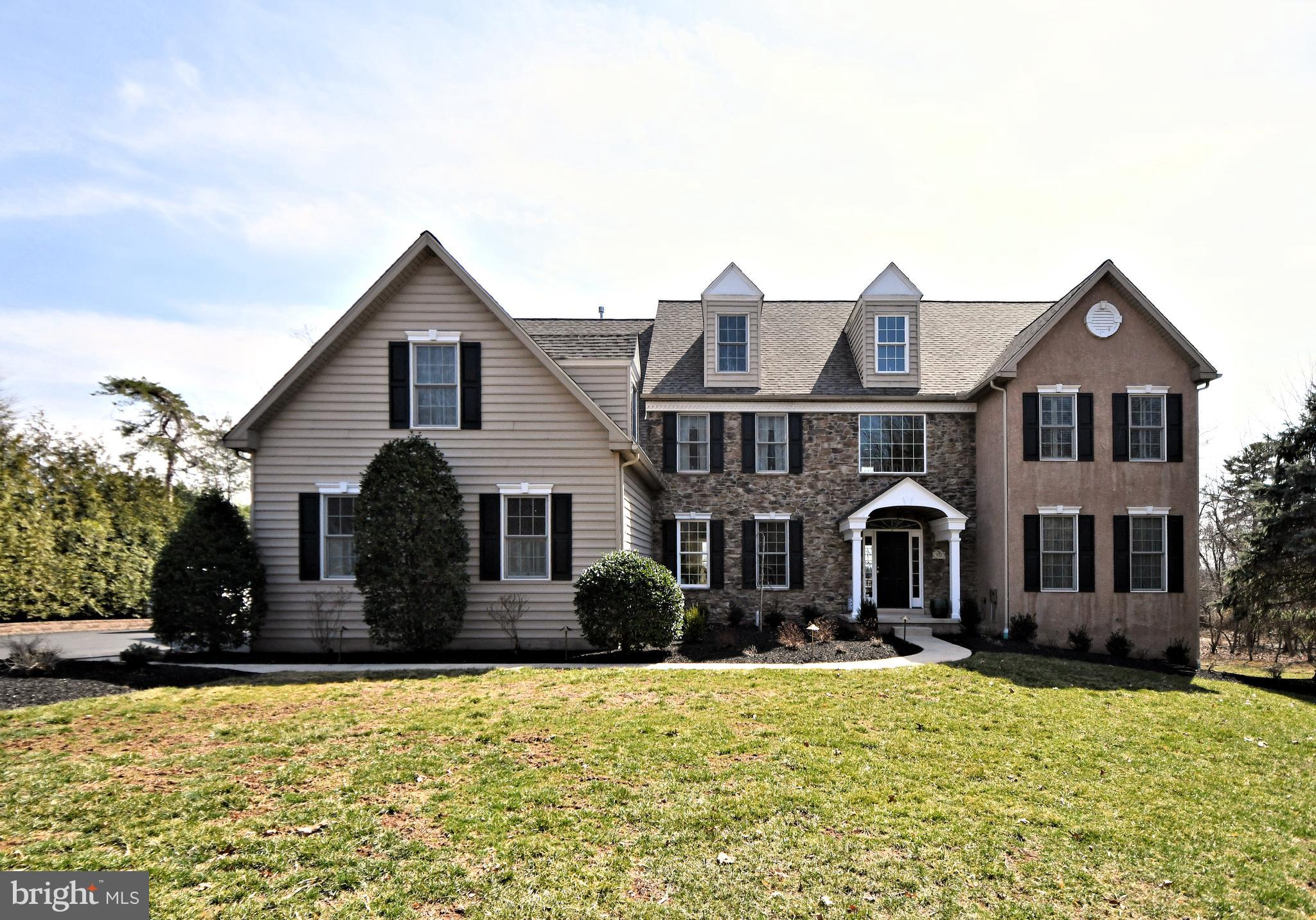 920 RED STONE LANE