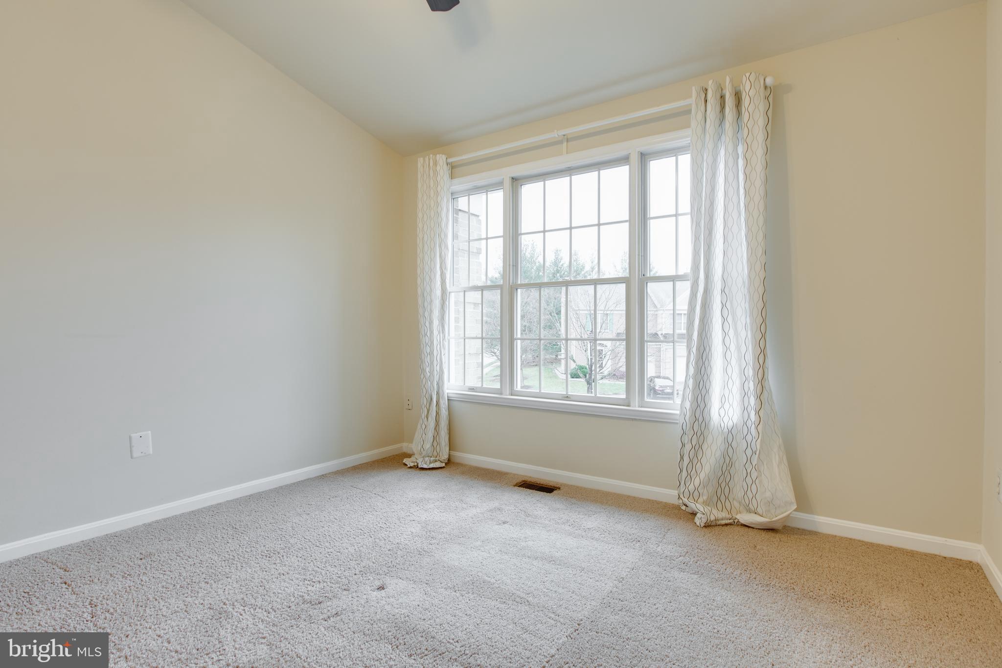 AUTUMN OAKS - Residential Lease