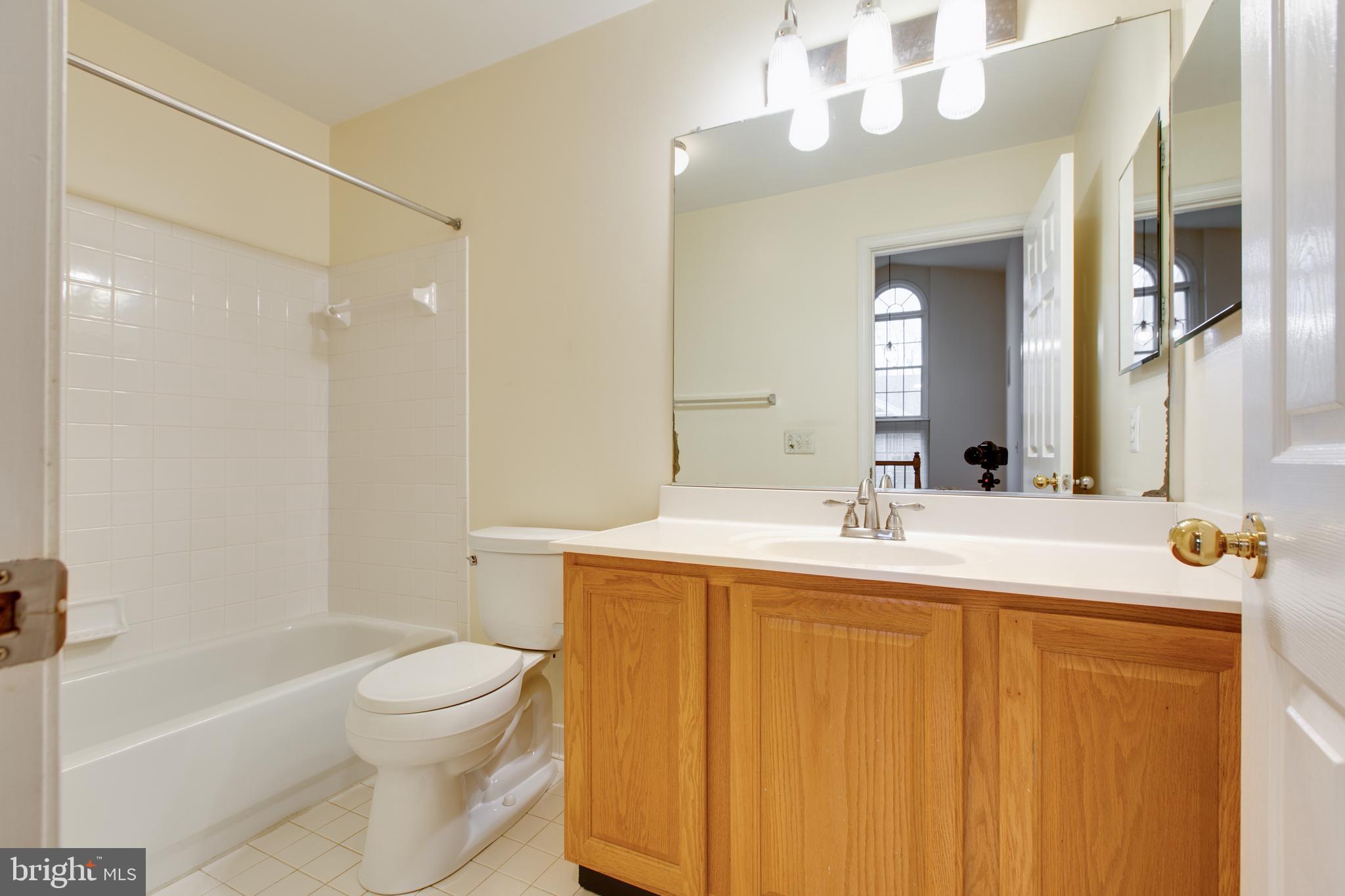 AUTUMN OAKS - Residential Lease