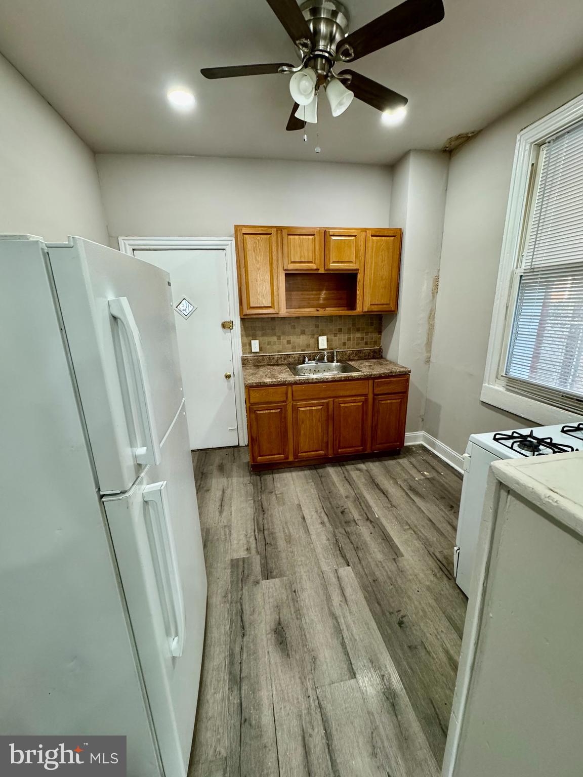 STRAWBERRY MANSION - Residential Lease