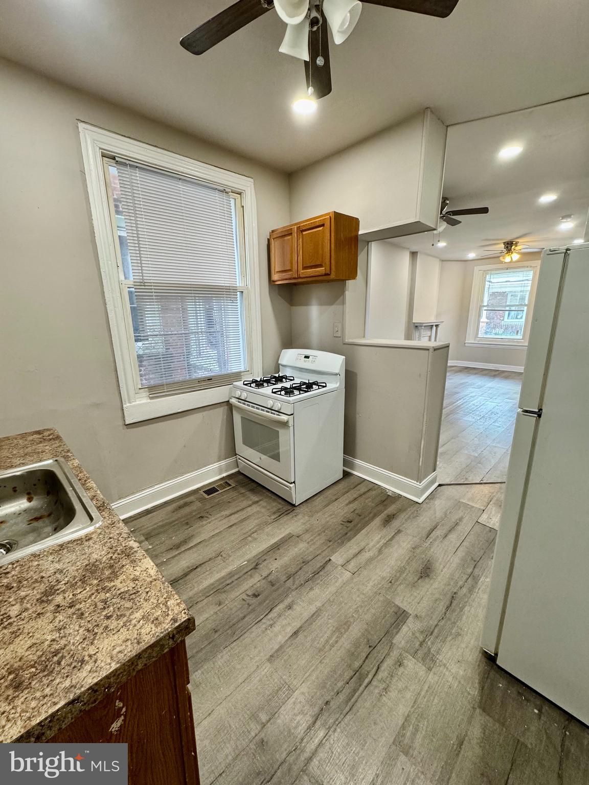 STRAWBERRY MANSION - Residential Lease