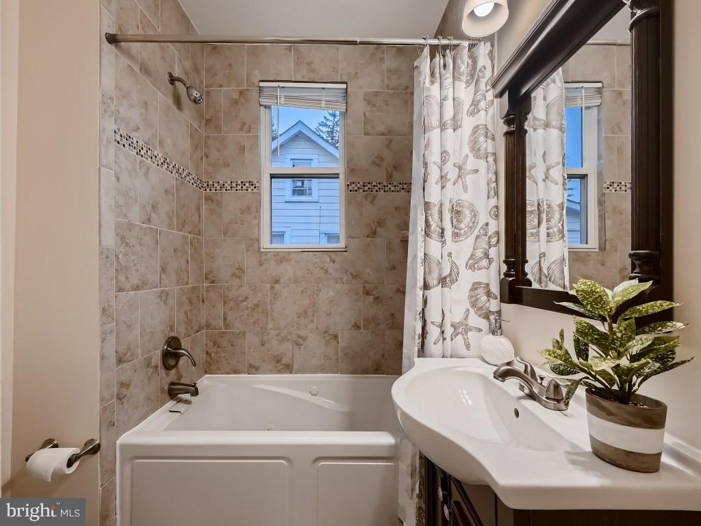 GWYNN OAK - Residential