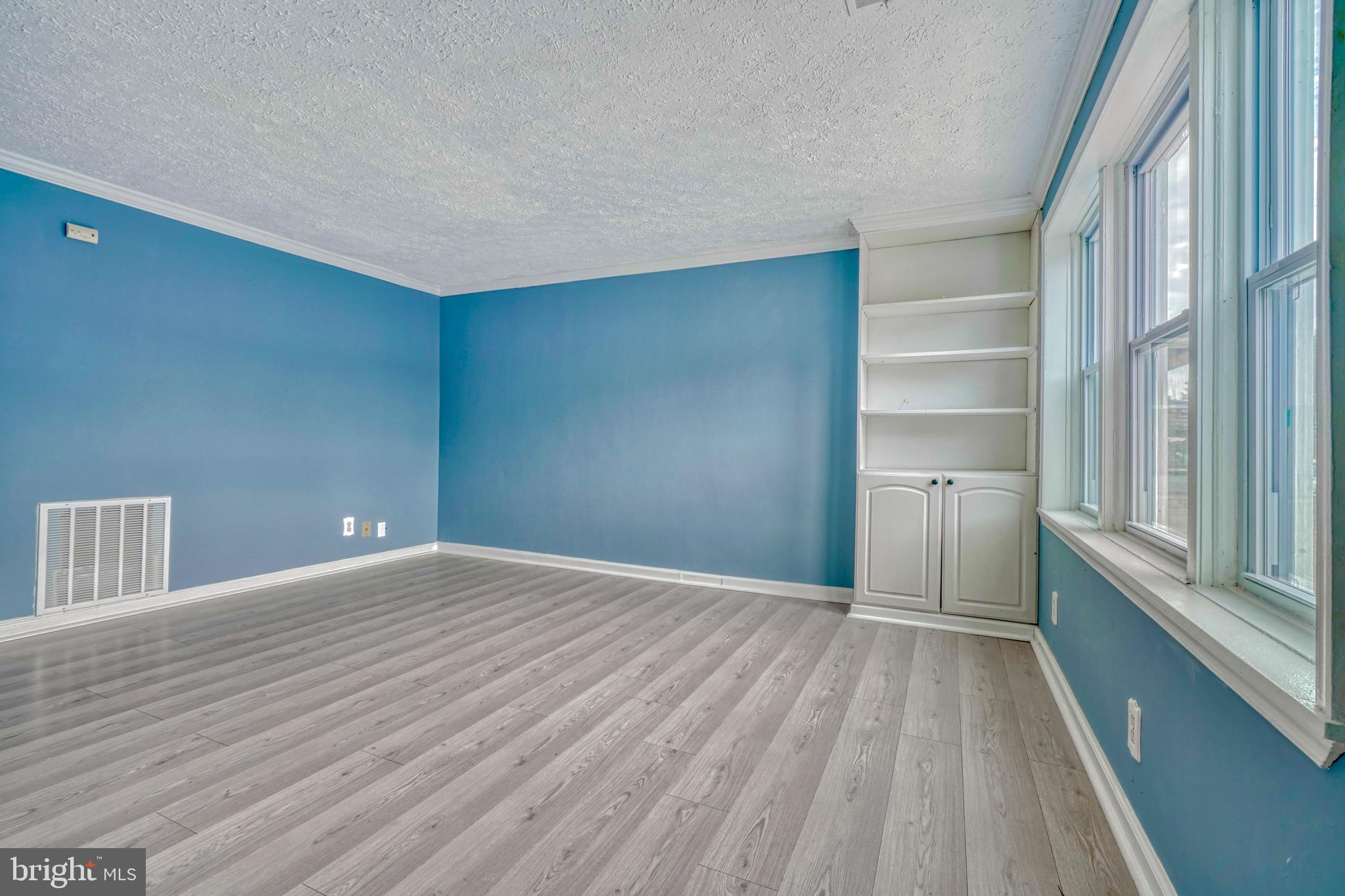 LAKELAND - Residential