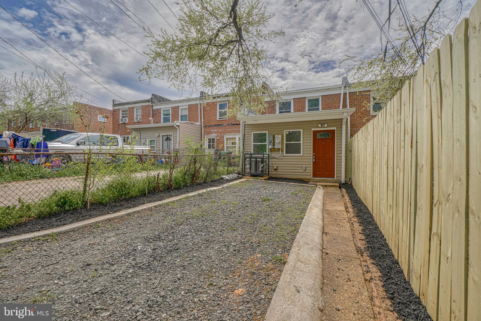 LAKELAND - Residential