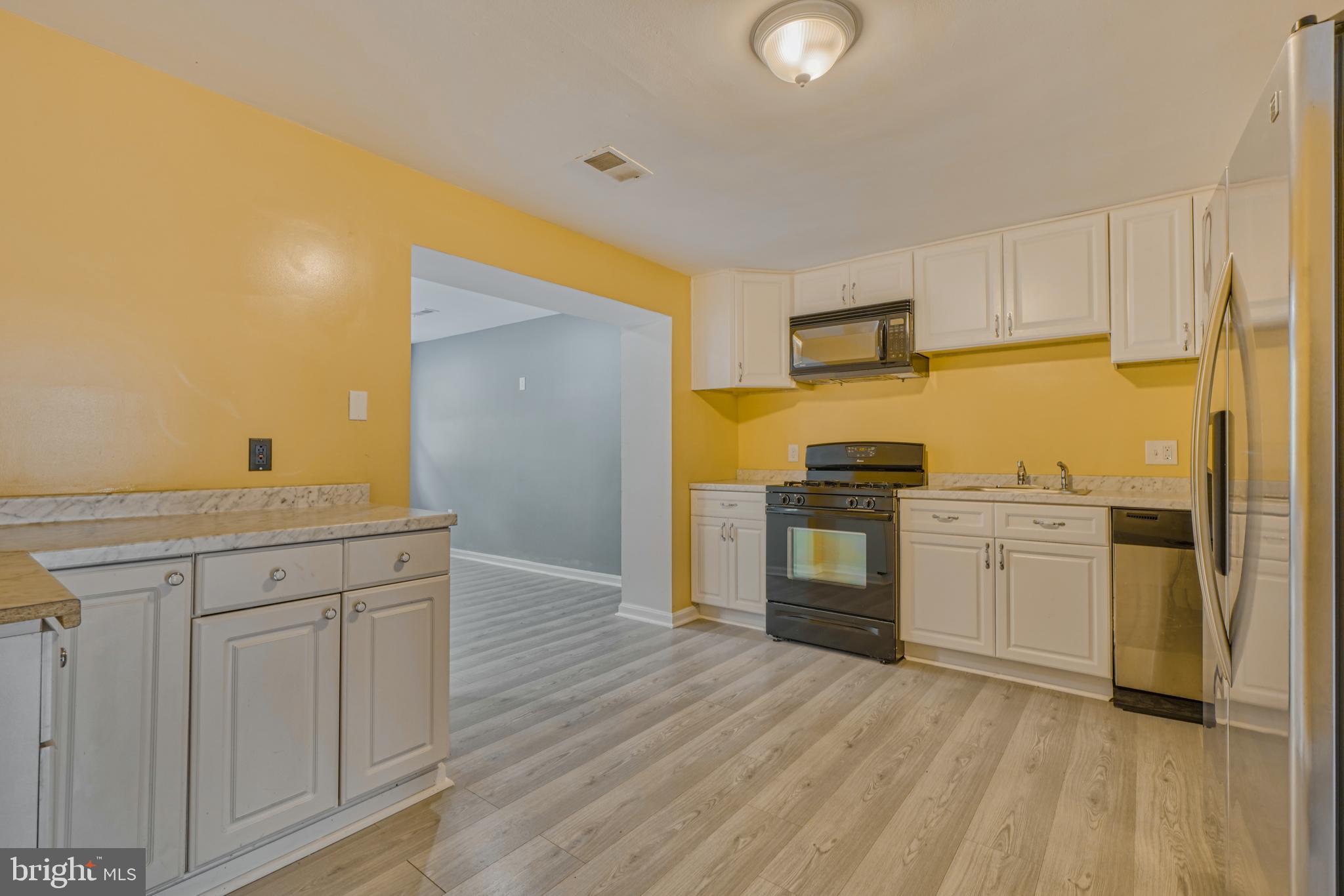 LAKELAND - Residential