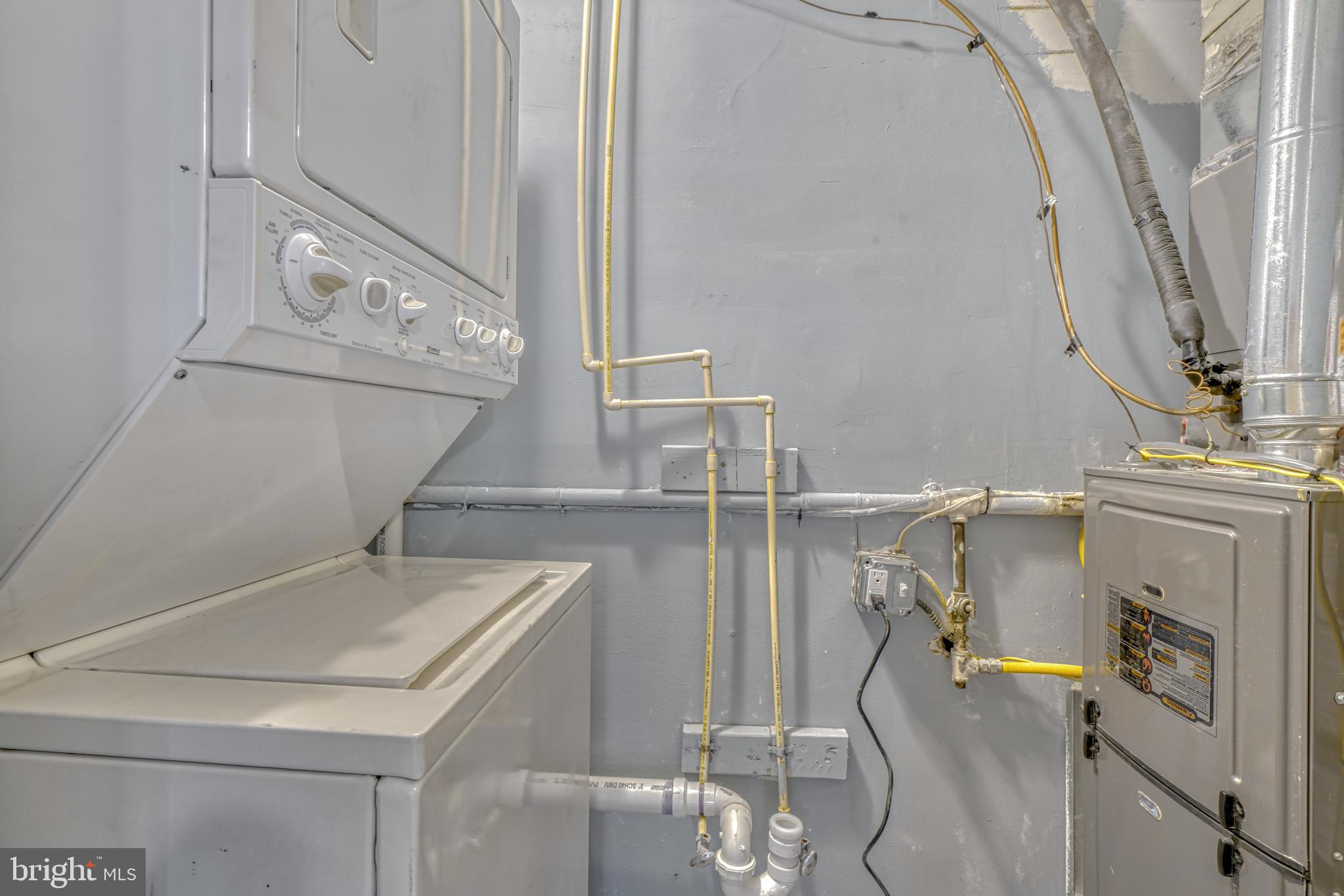 LAKELAND - Residential