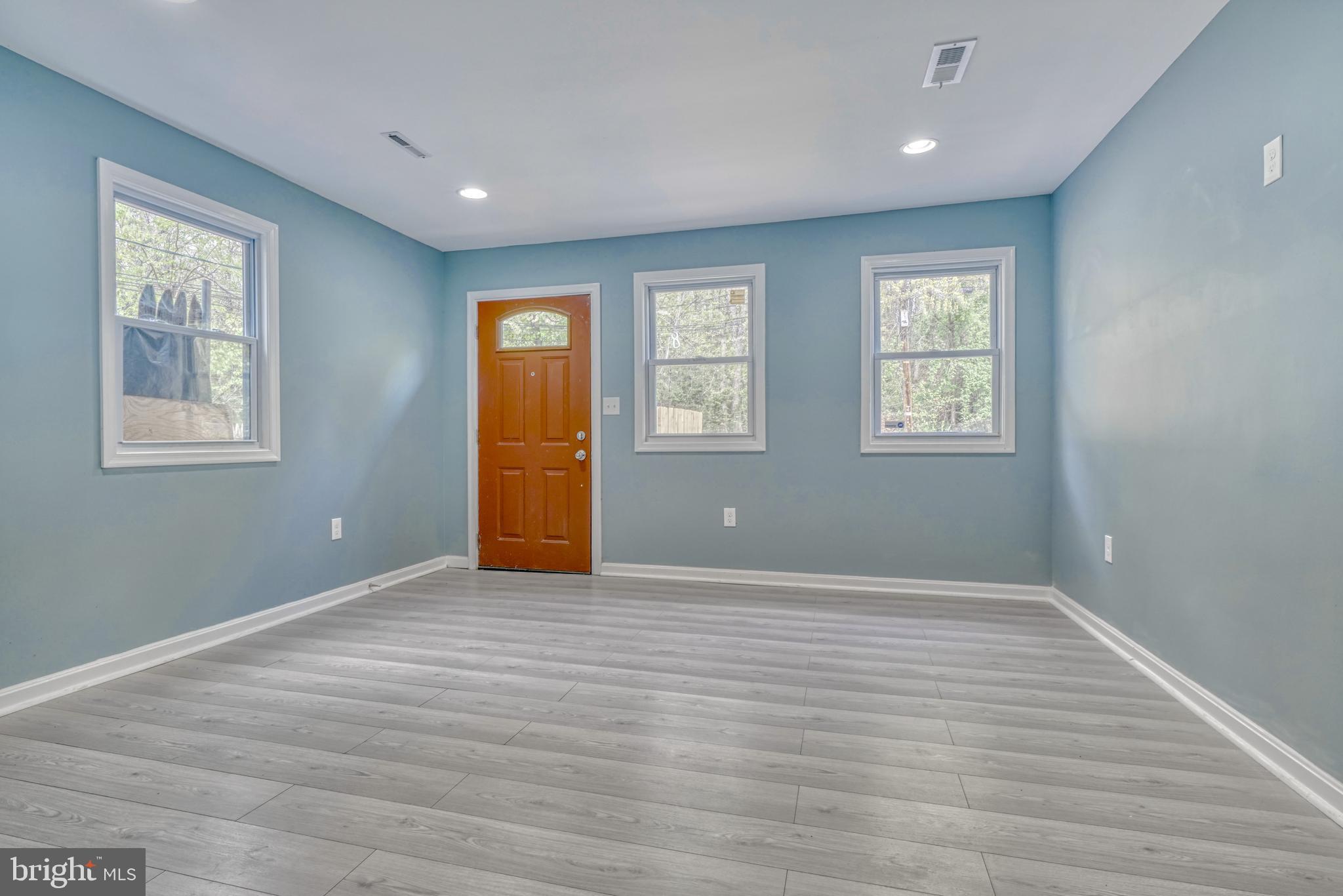 LAKELAND - Residential