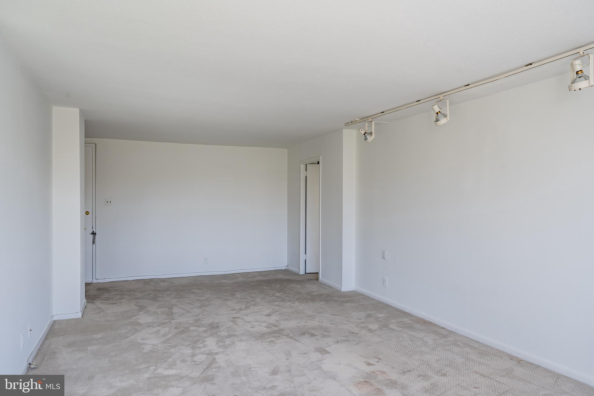 GREENHILL FARMS - Residential