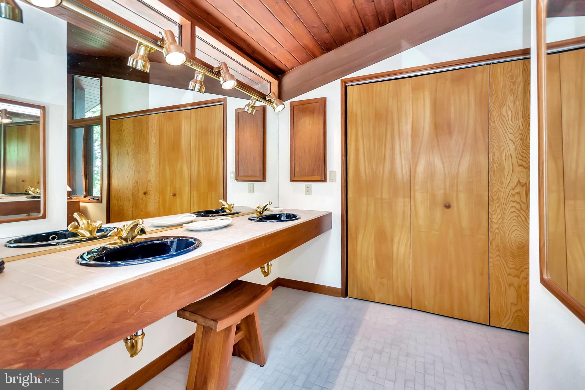 AQUIA HARBOUR - Residential