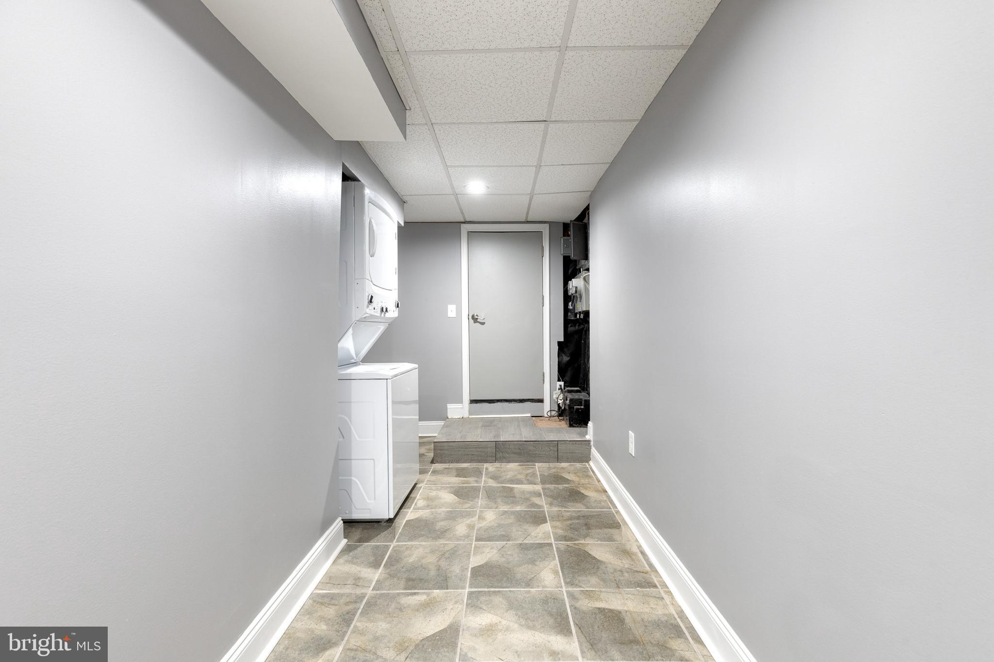 BAYVIEW - Residential Lease