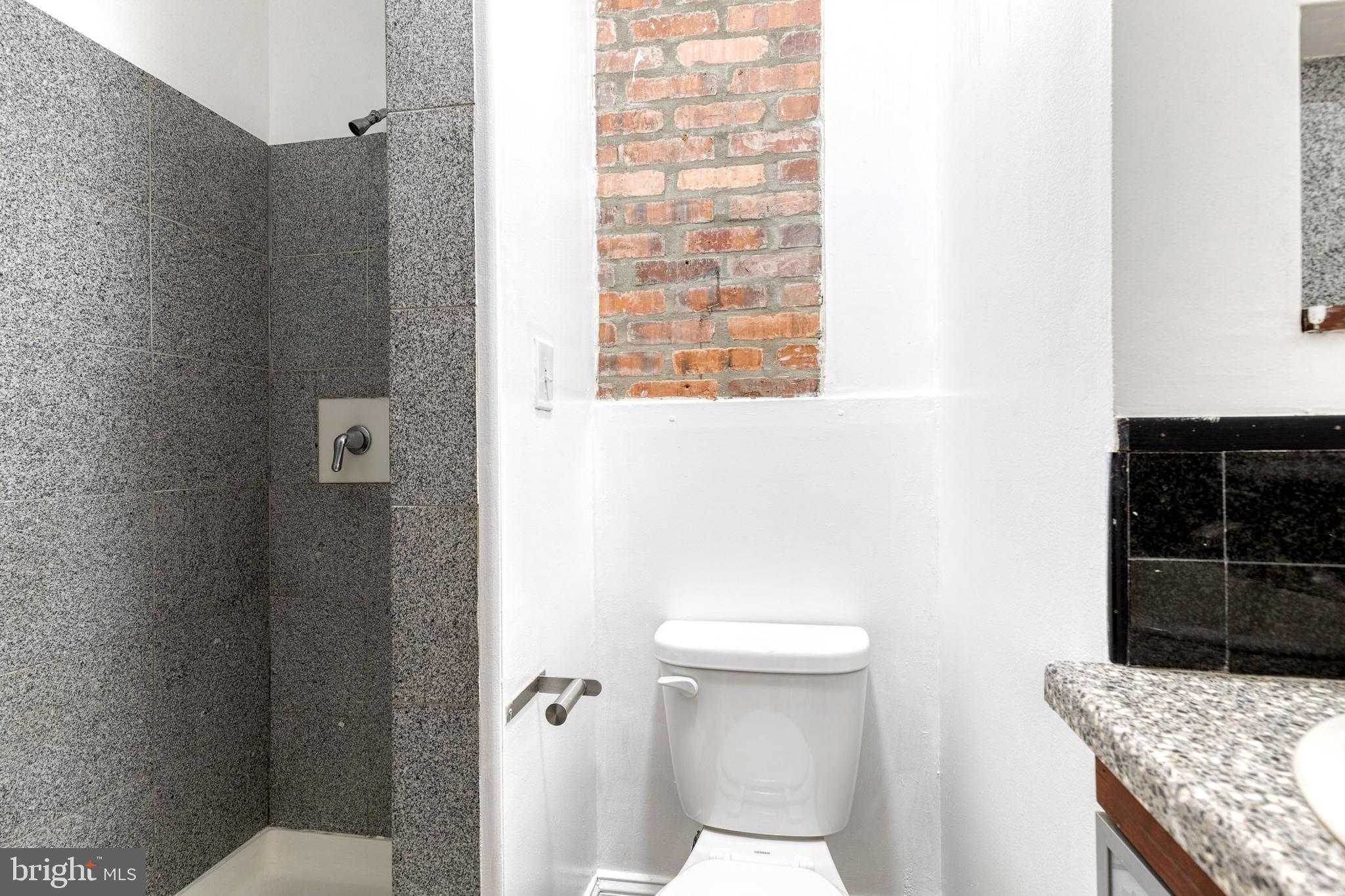 BAYVIEW - Residential Lease