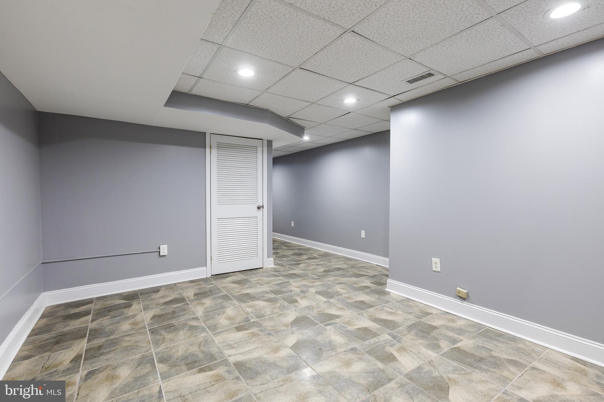 BAYVIEW - Residential Lease