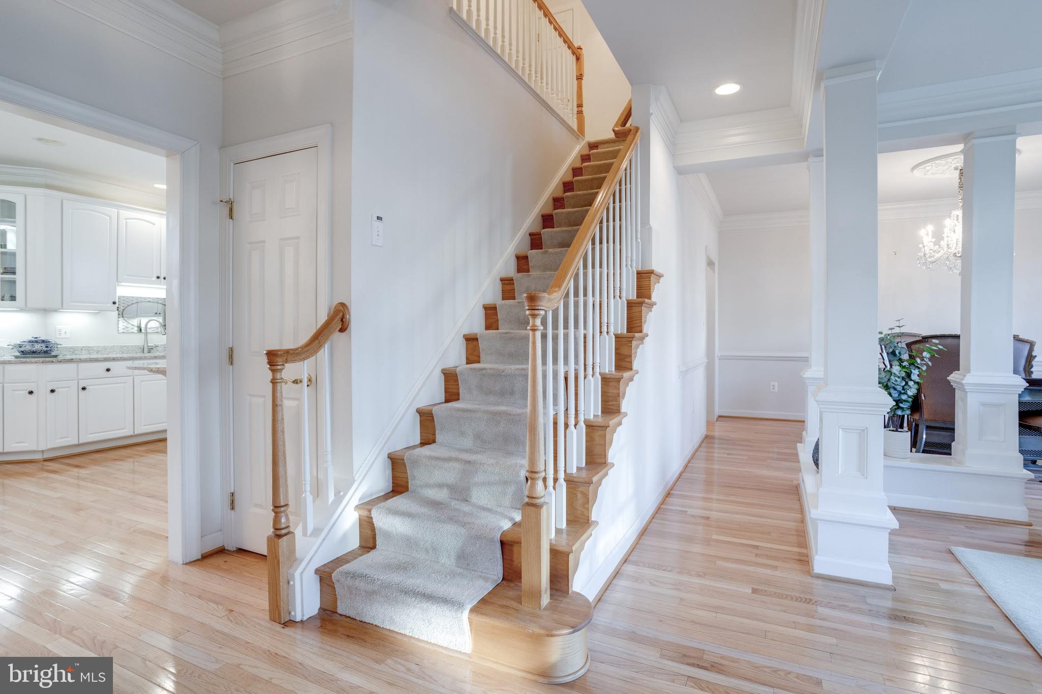 3832 FARRCROFT DRIVE