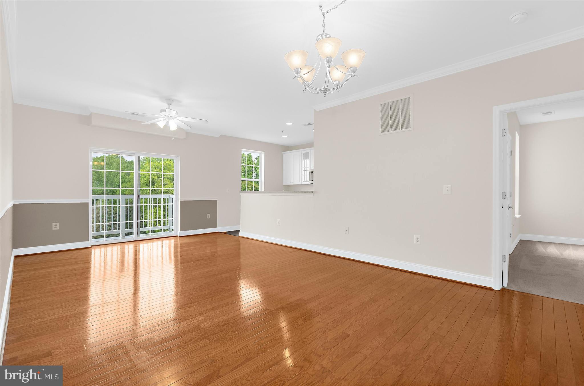 EMERALD HILLS - Residential