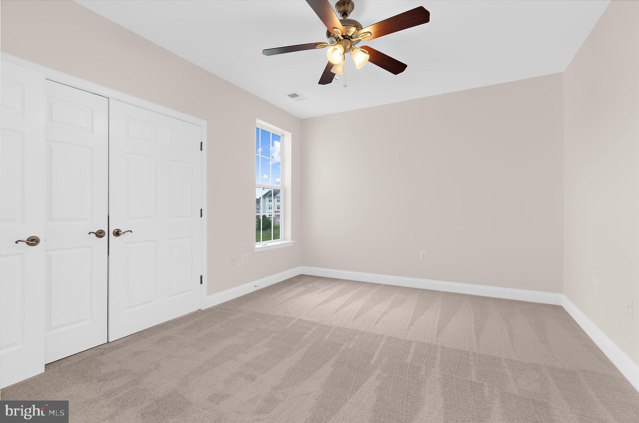 EMERALD HILLS - Residential