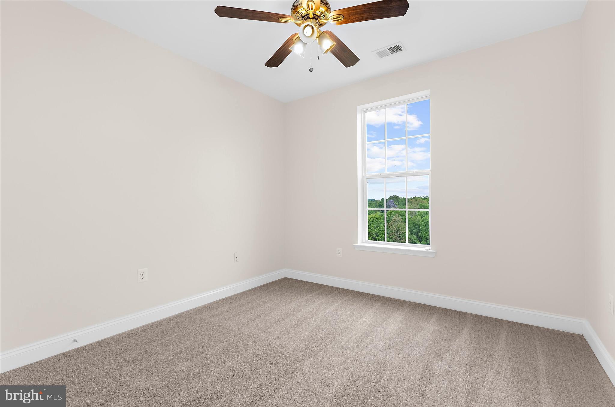 EMERALD HILLS - Residential