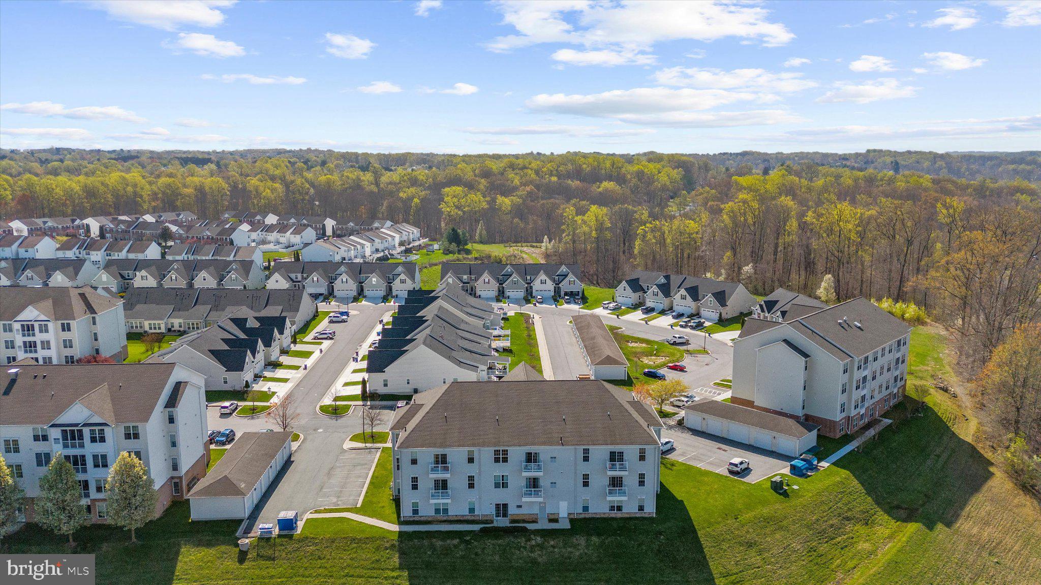 EMERALD HILLS - Residential