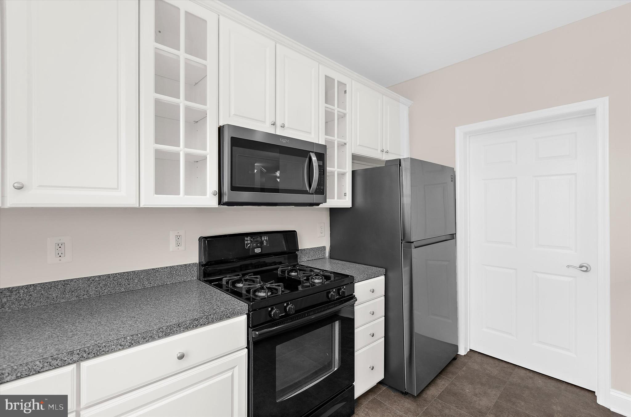 EMERALD HILLS - Residential