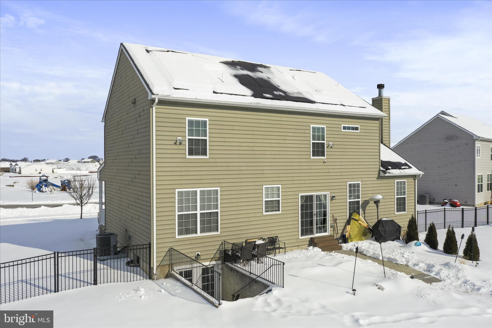 ELMWOOD FARM - Residential