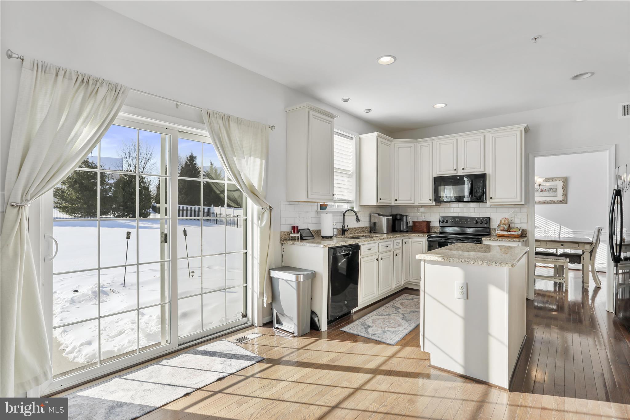 ELMWOOD FARM - Residential