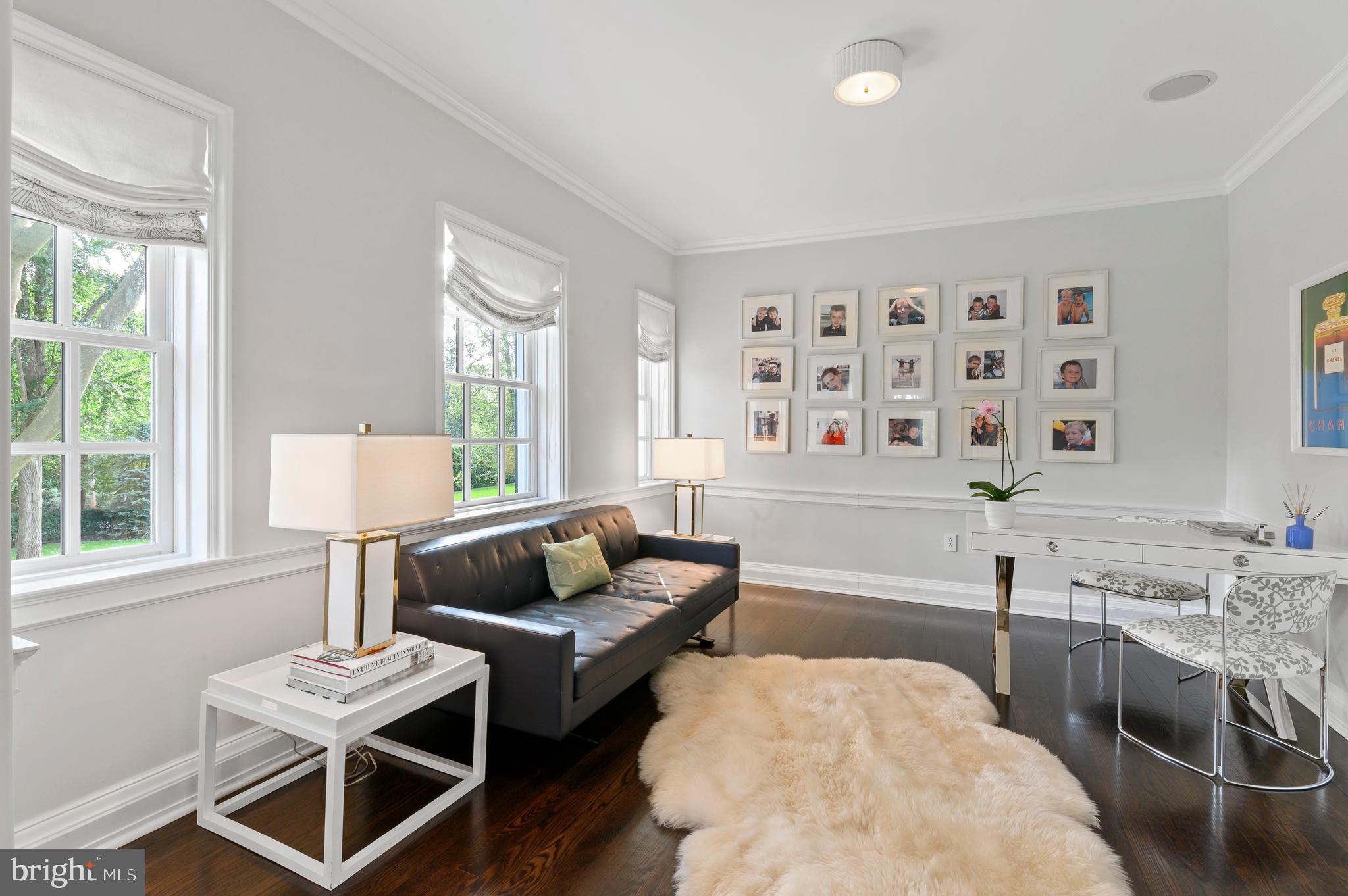 SPRING MILL ESTATE - Residential