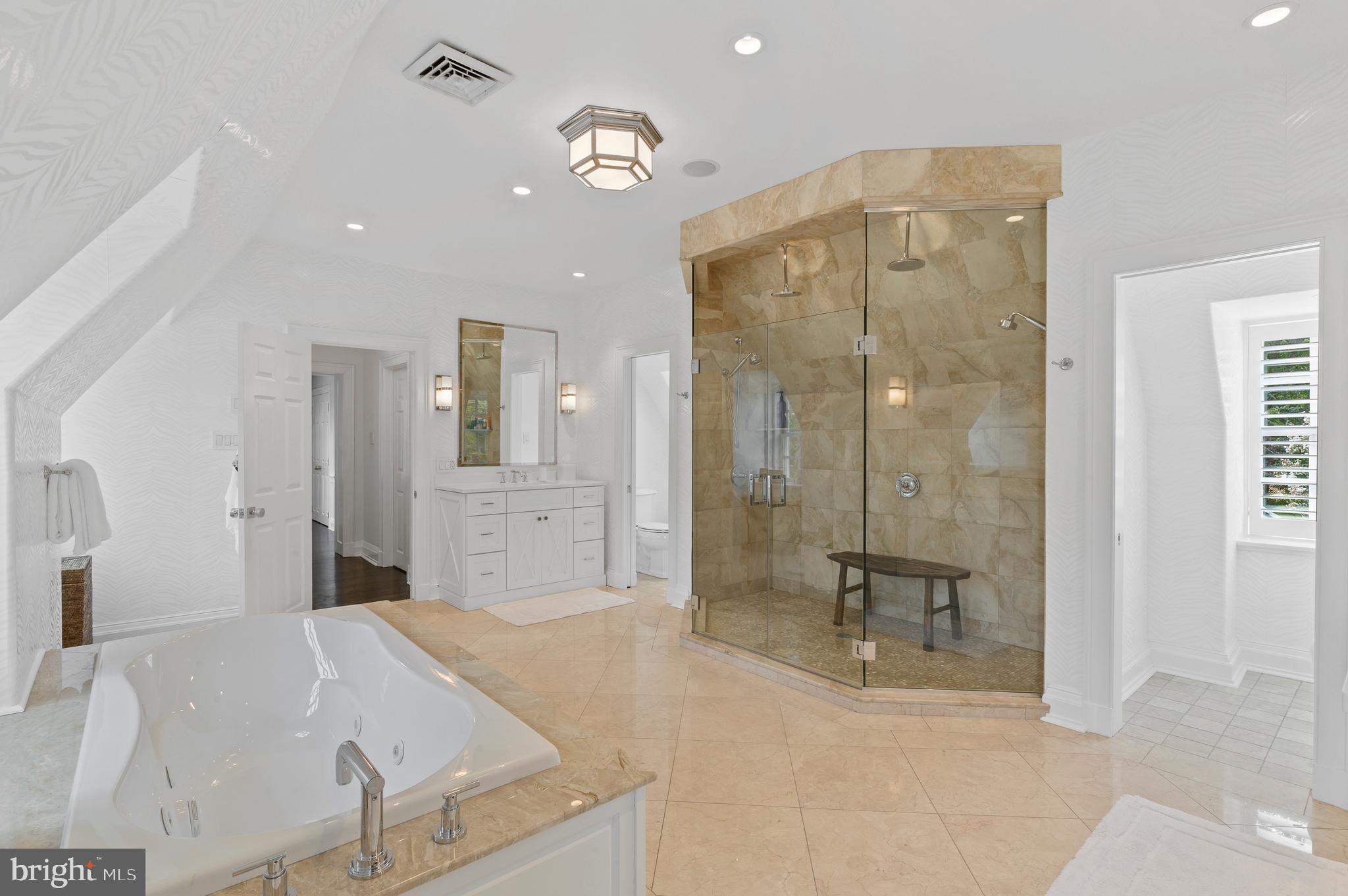 SPRING MILL ESTATE - Residential