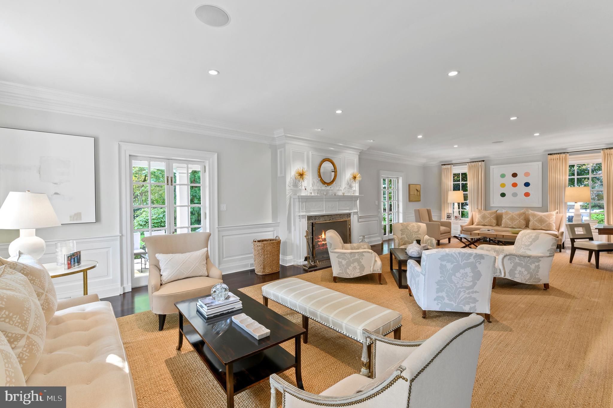 SPRING MILL ESTATE - Residential