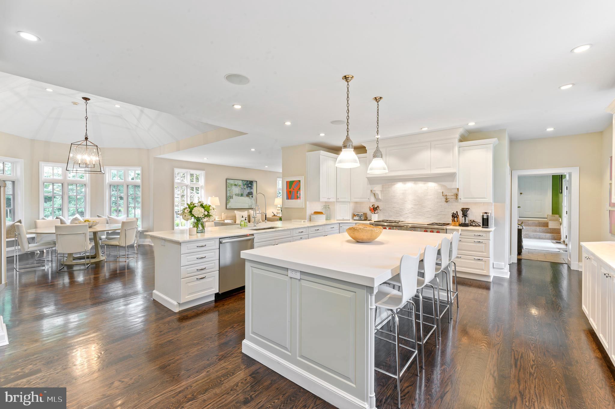 SPRING MILL ESTATE - Residential