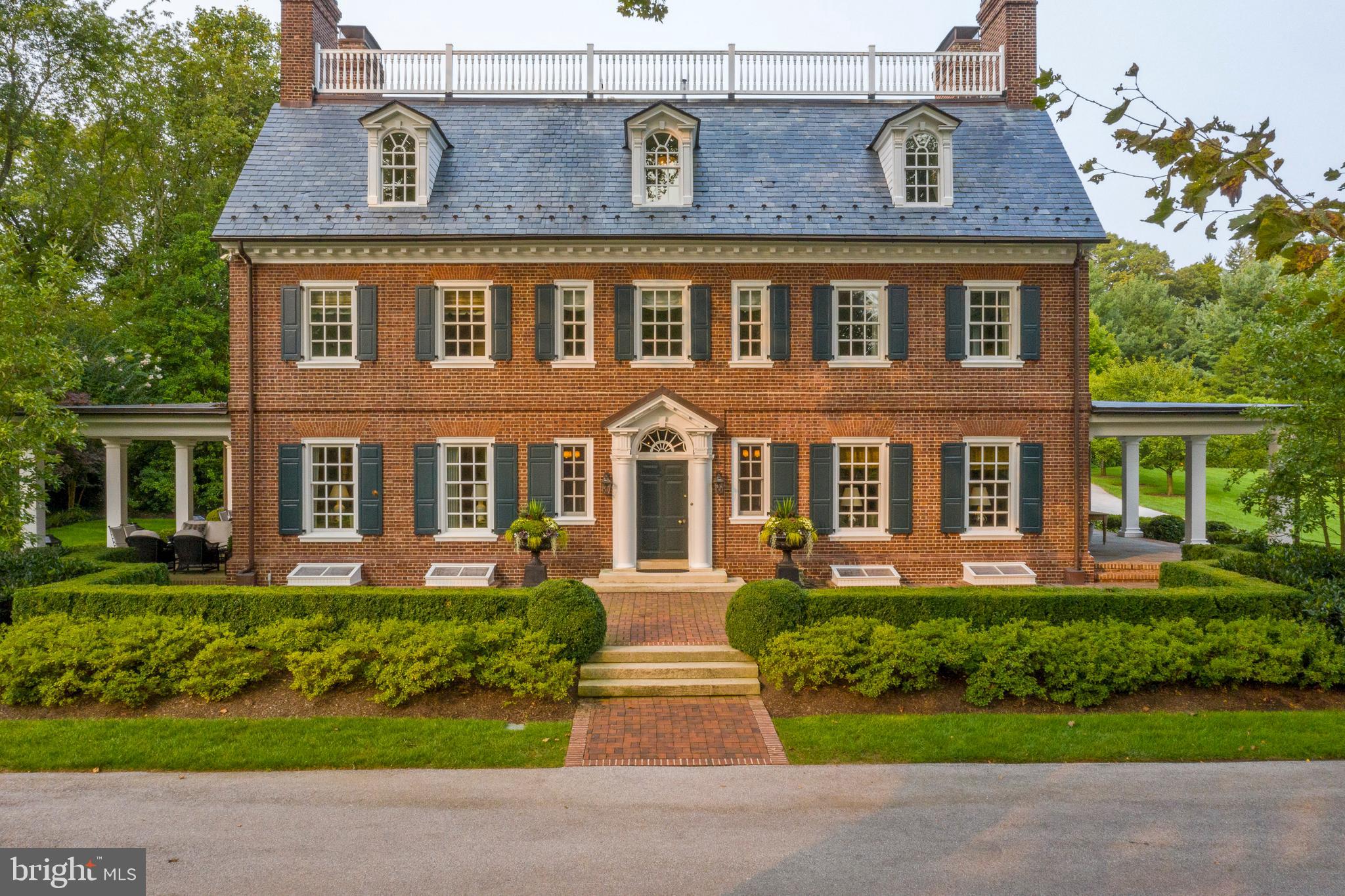 SPRING MILL ESTATE - Residential