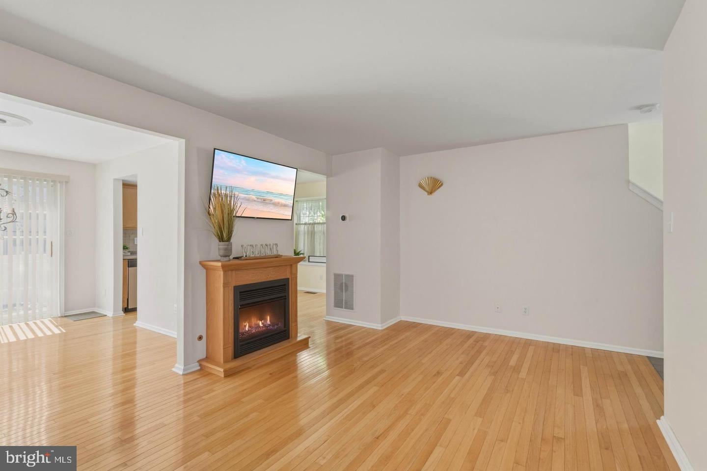 6179 TOWHEE LANE