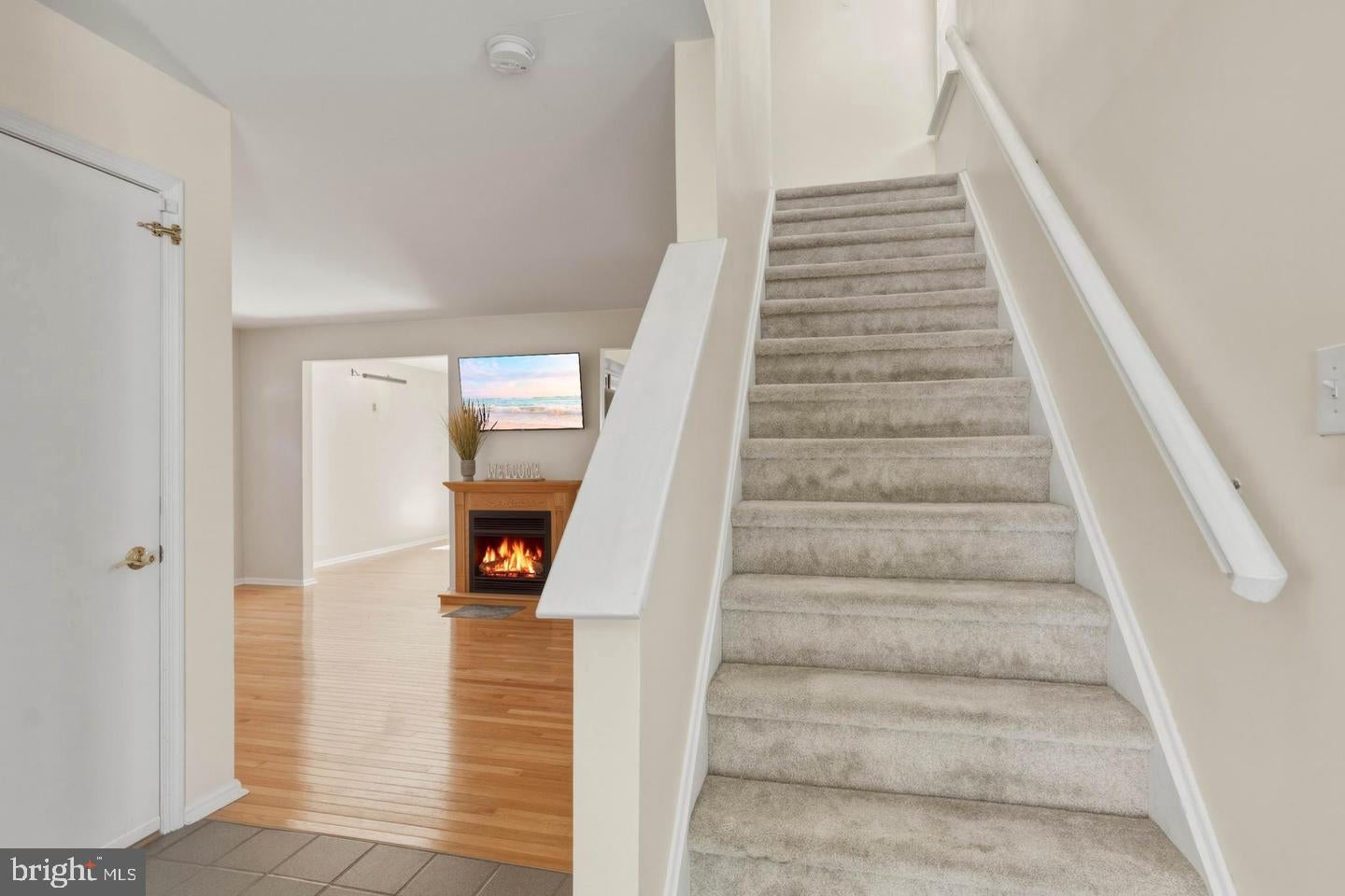 6179 TOWHEE LANE