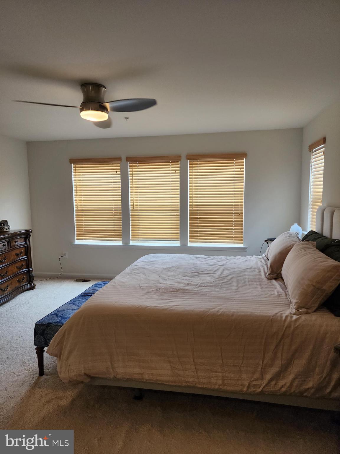 WINDSOR MANOR - Residential