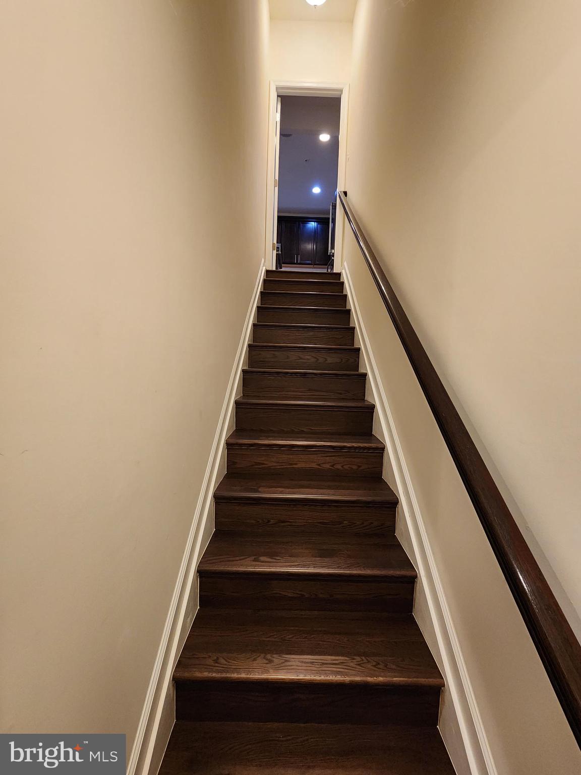 WINDSOR MANOR - Residential