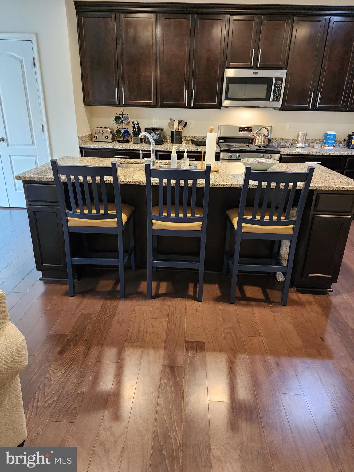 WINDSOR MANOR - Residential