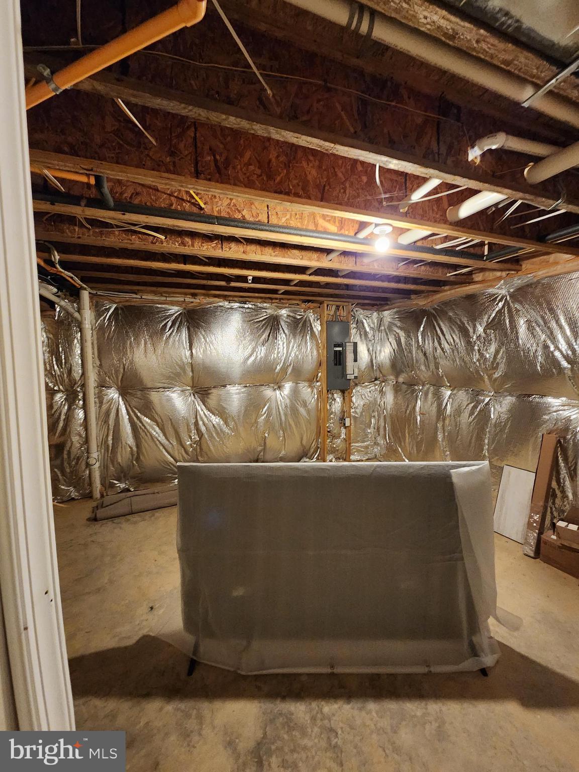 WINDSOR MANOR - Residential