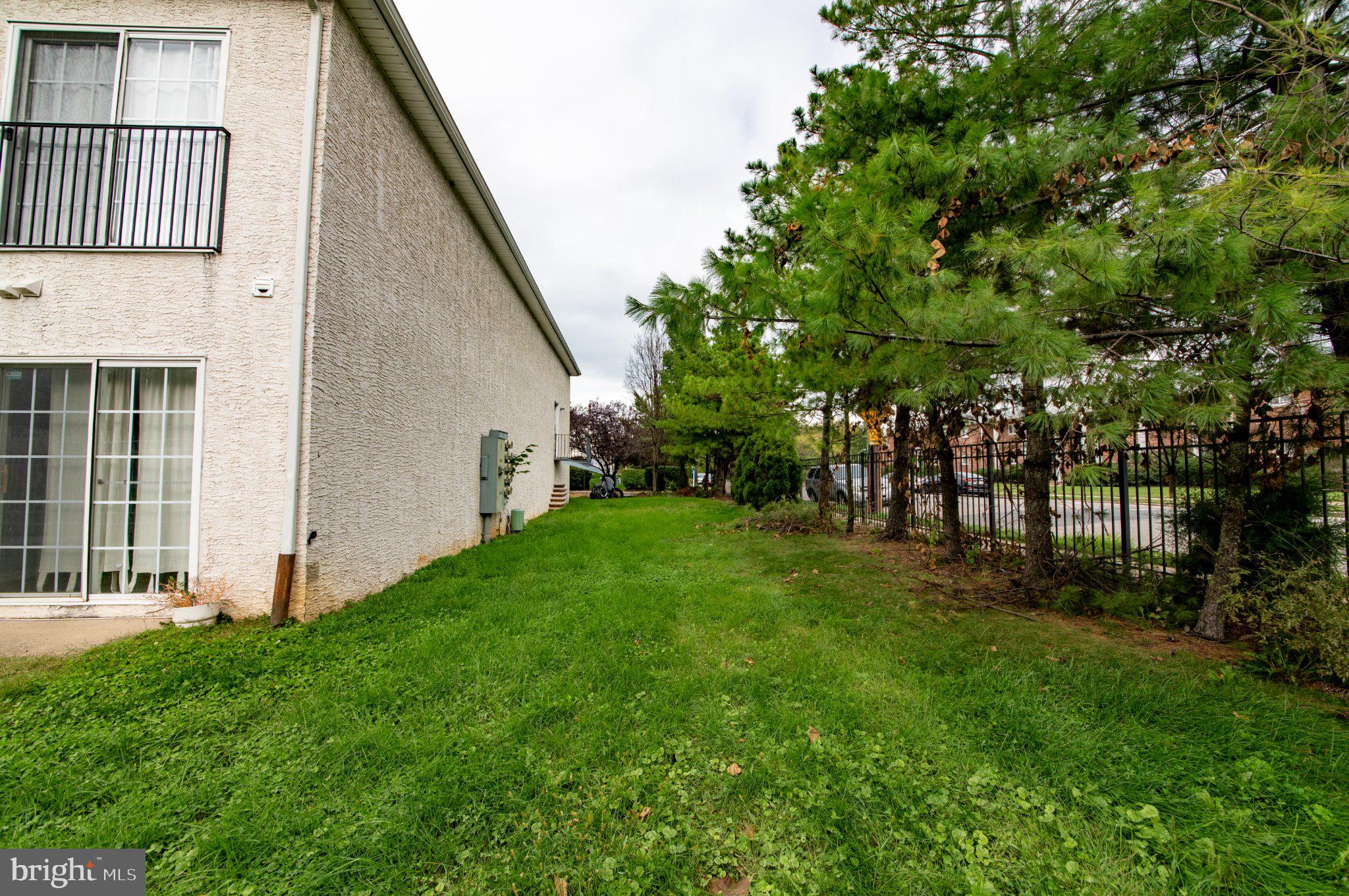 9228 BLUE GRASS ROAD 38 2