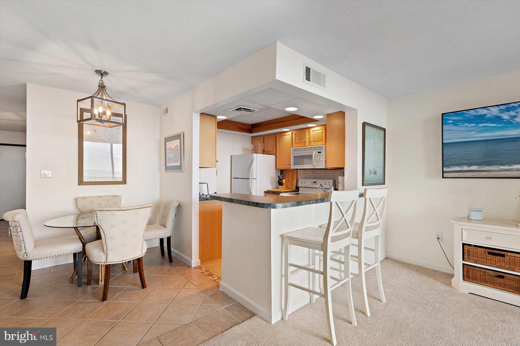 SEA COLONY EAST - Residential