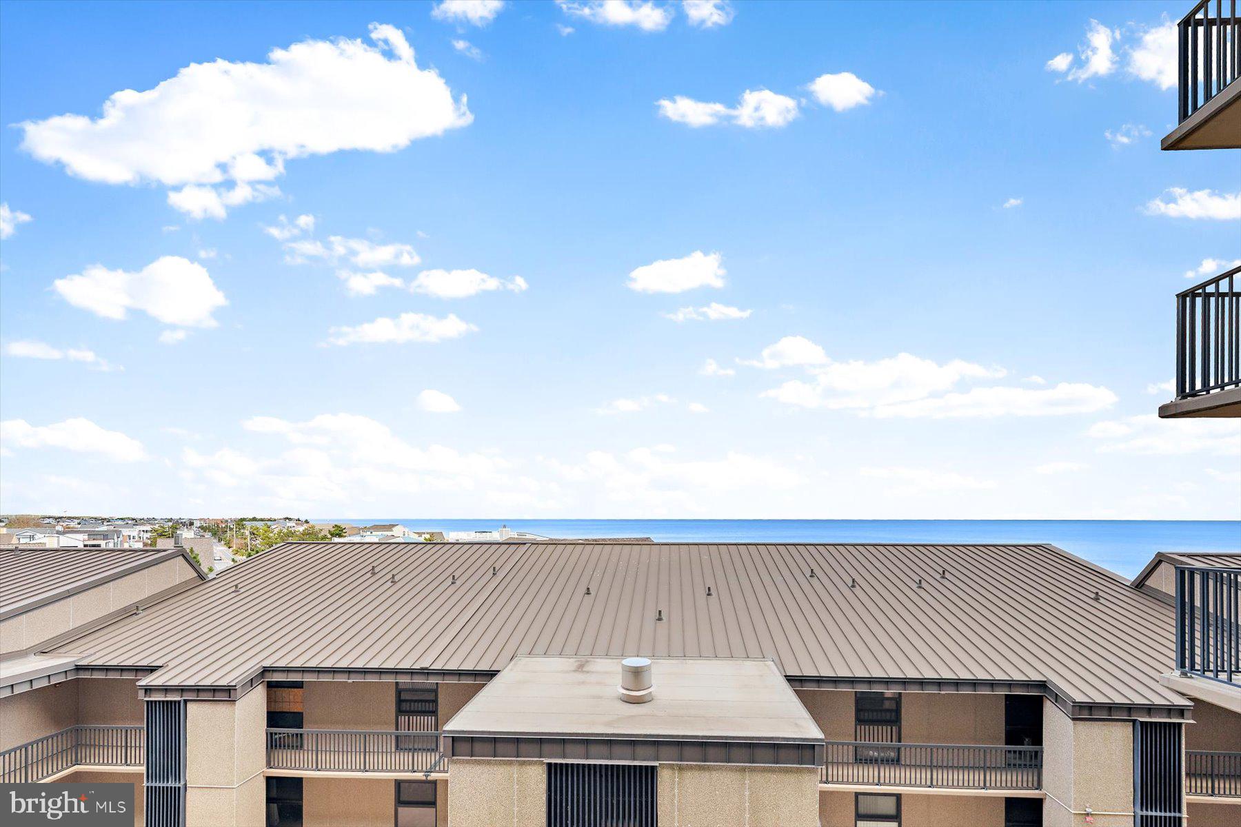 SEA COLONY EAST - Residential